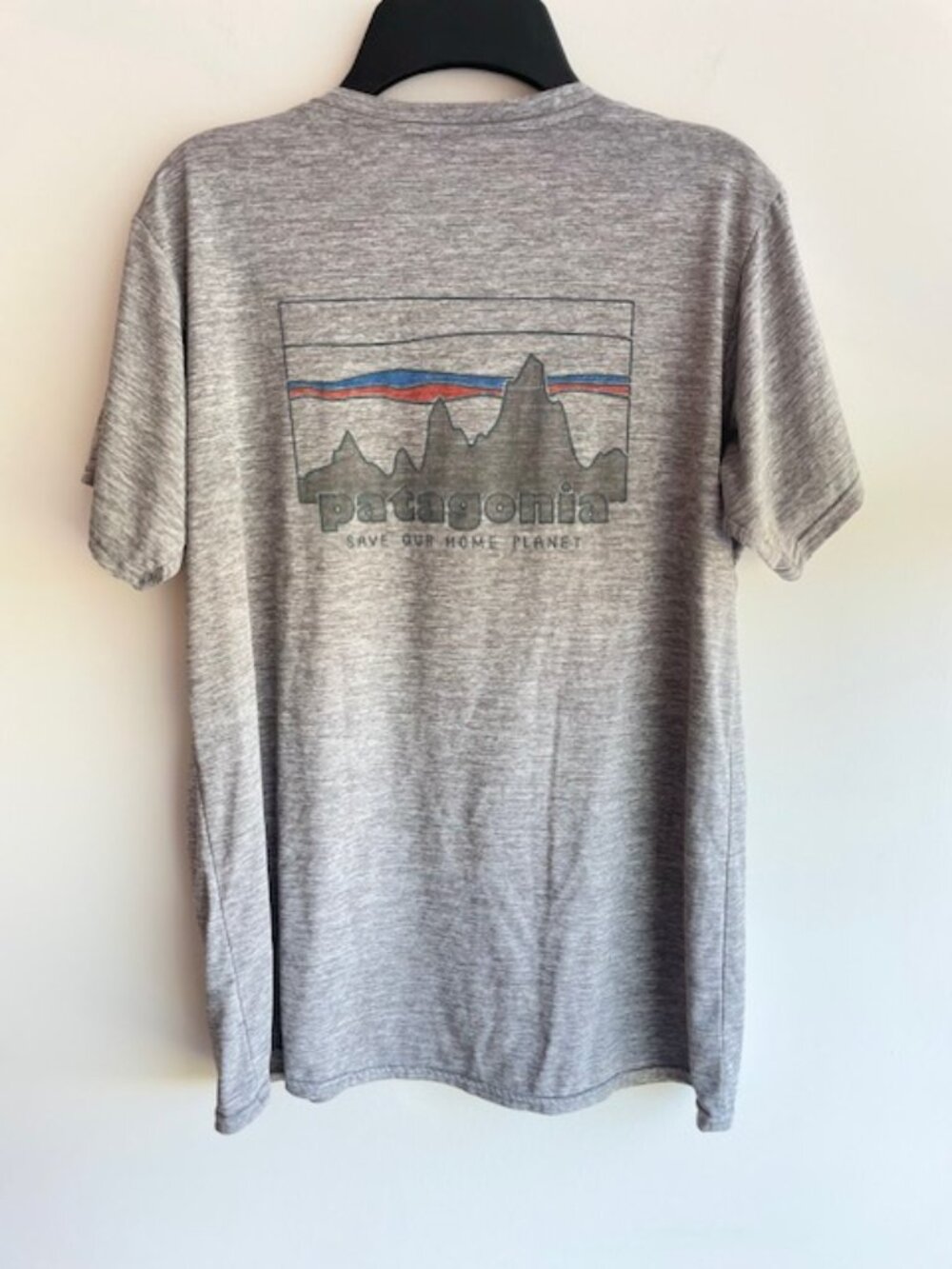 Patagonia Capilene Cool Daily T-Shirt Sz M "Save Our Home Planet" - Picture 5 of 5